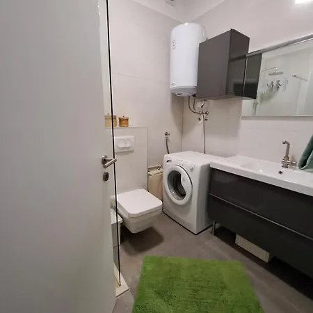 5d Apartment
